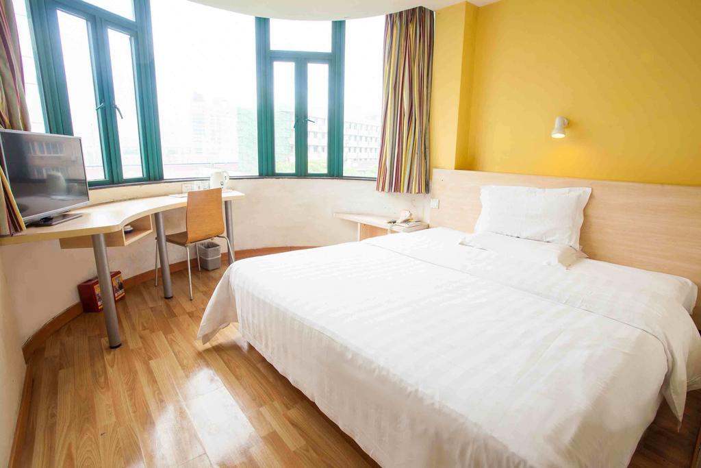 7Days Inn Shenzhen Da Fen You Hua Cun Szoba fotó